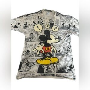 Vintage 
Short Sleeve Tee with Mickey Mouse Design